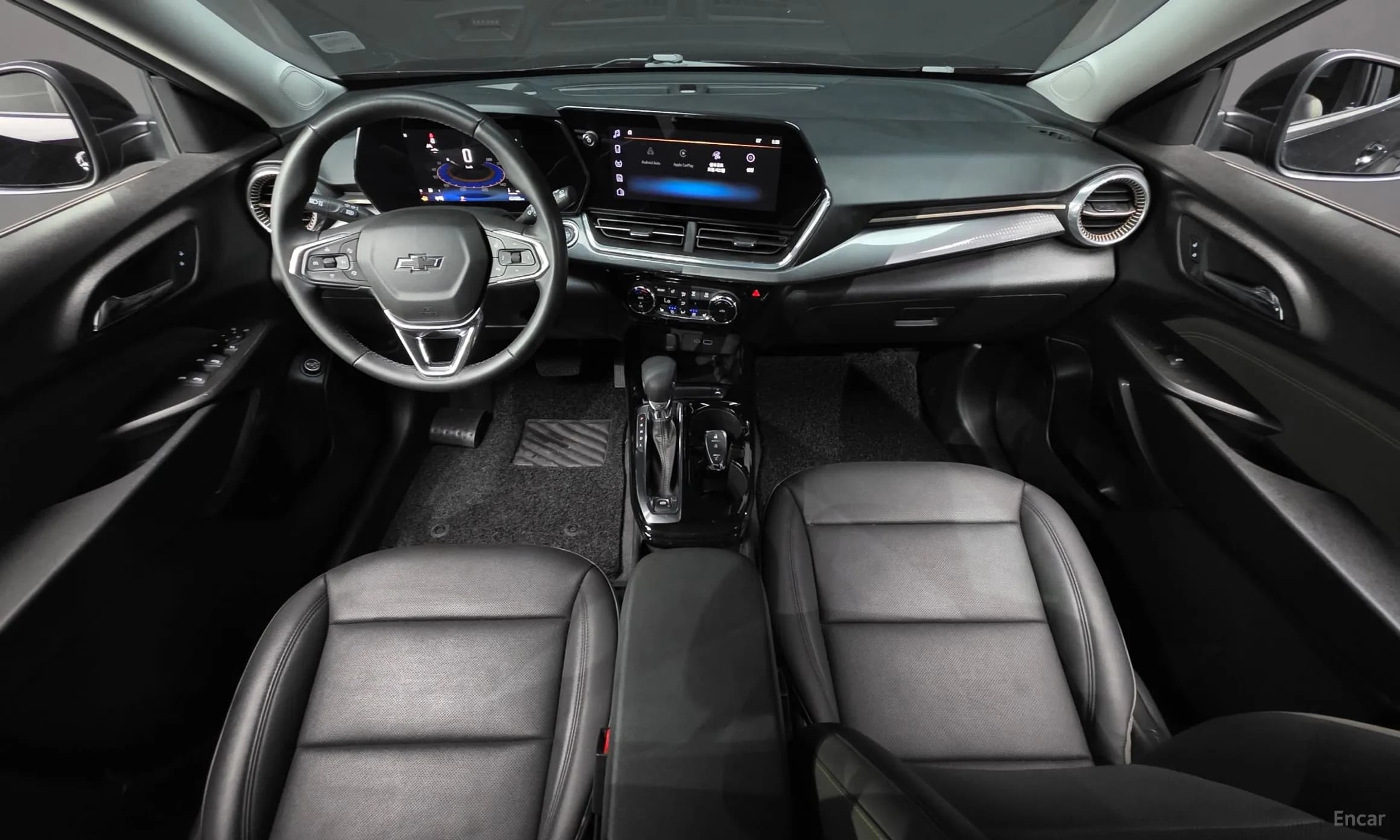 Trax Crossover