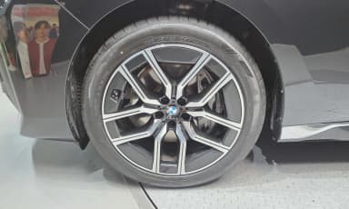 7 Series (G70)