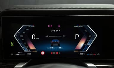 7 Series (G70)
