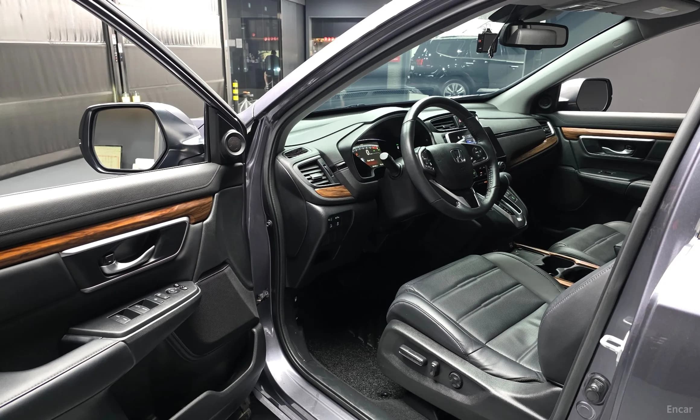 CR-V 5th generation