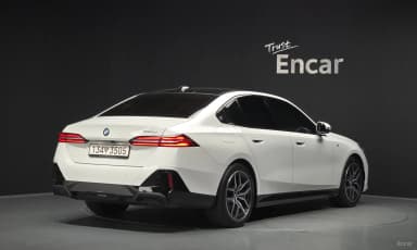 5 Series (G60)