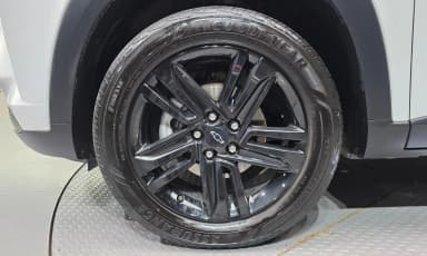 Trax Crossover