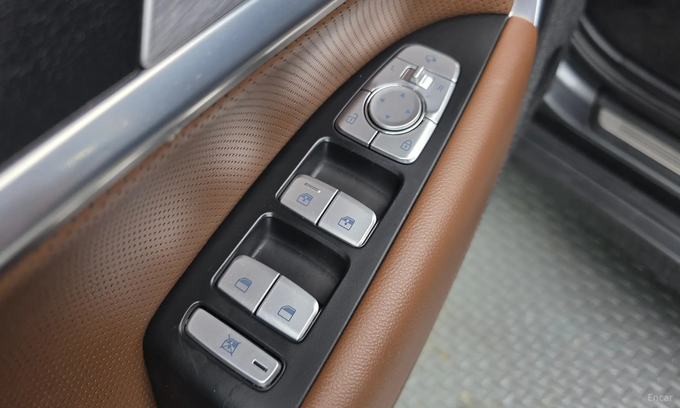 G70