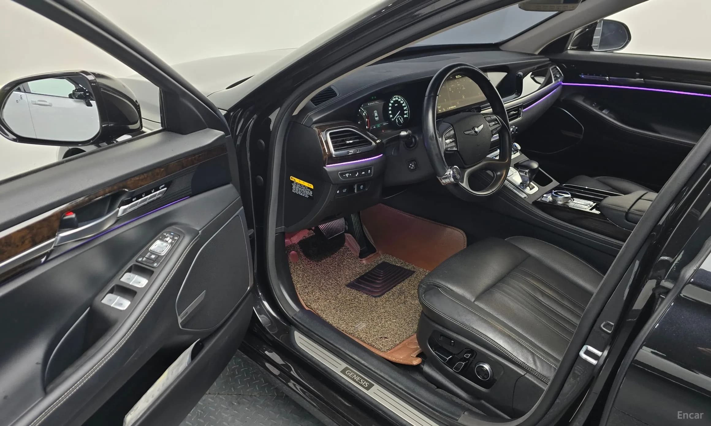 G90