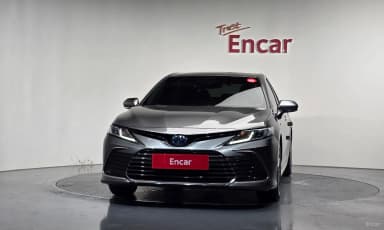 Camry (XV70)