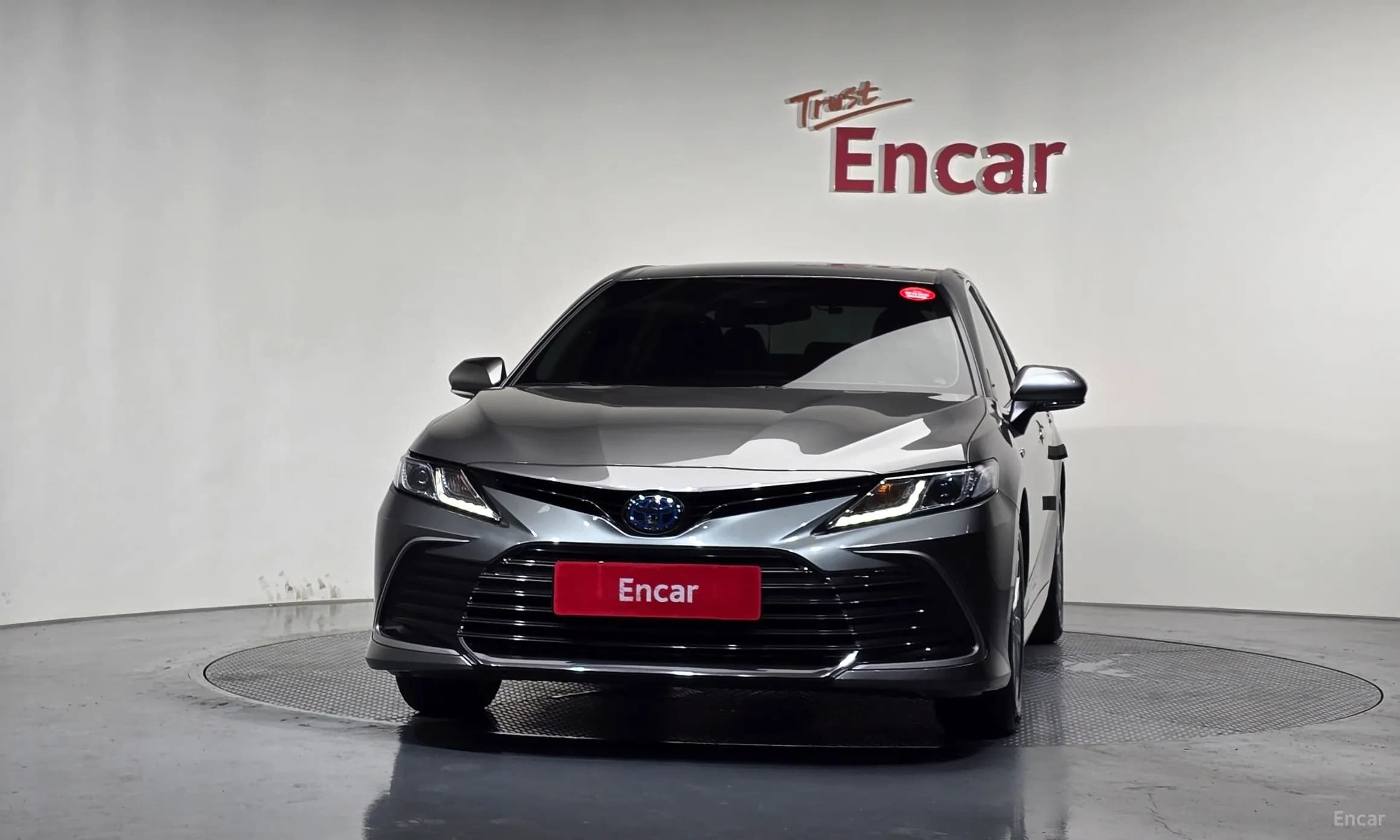 Camry (XV70)