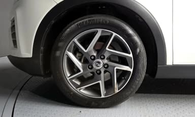 Berry New Tivoli