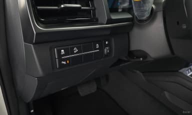 Musso (Q300)