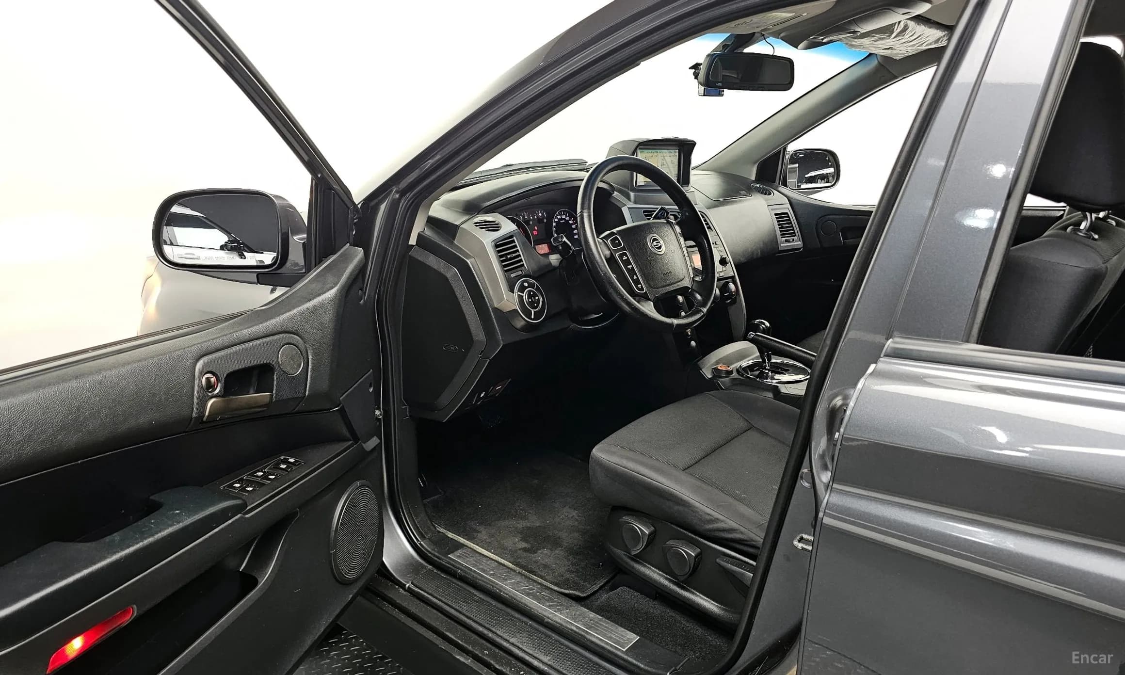 Korando Sports