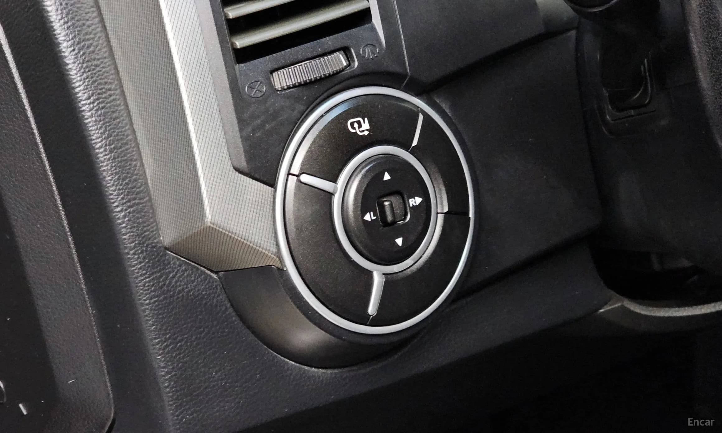 Korando Sports