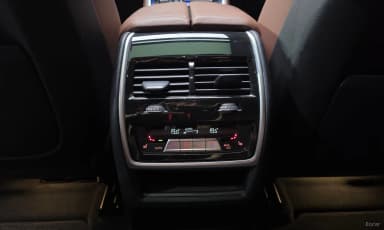 X6 (G06)