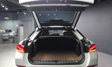 X6 (G06)