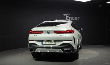 X6 (G06)