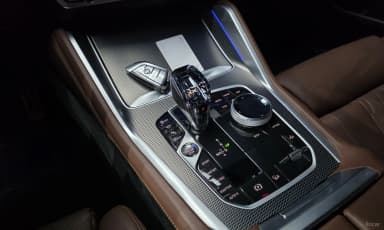 X6 (G06)