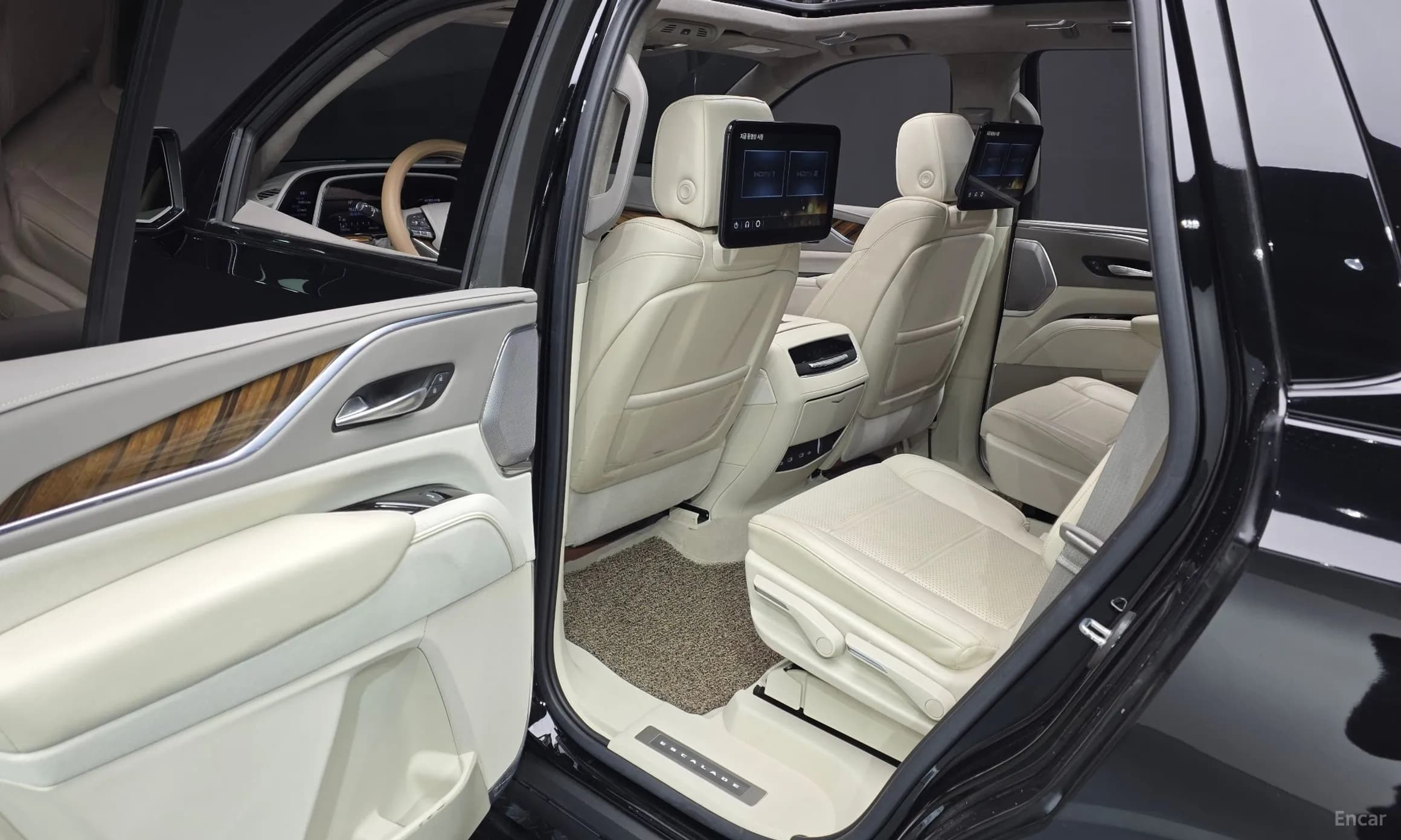 Escalade 5th Generation