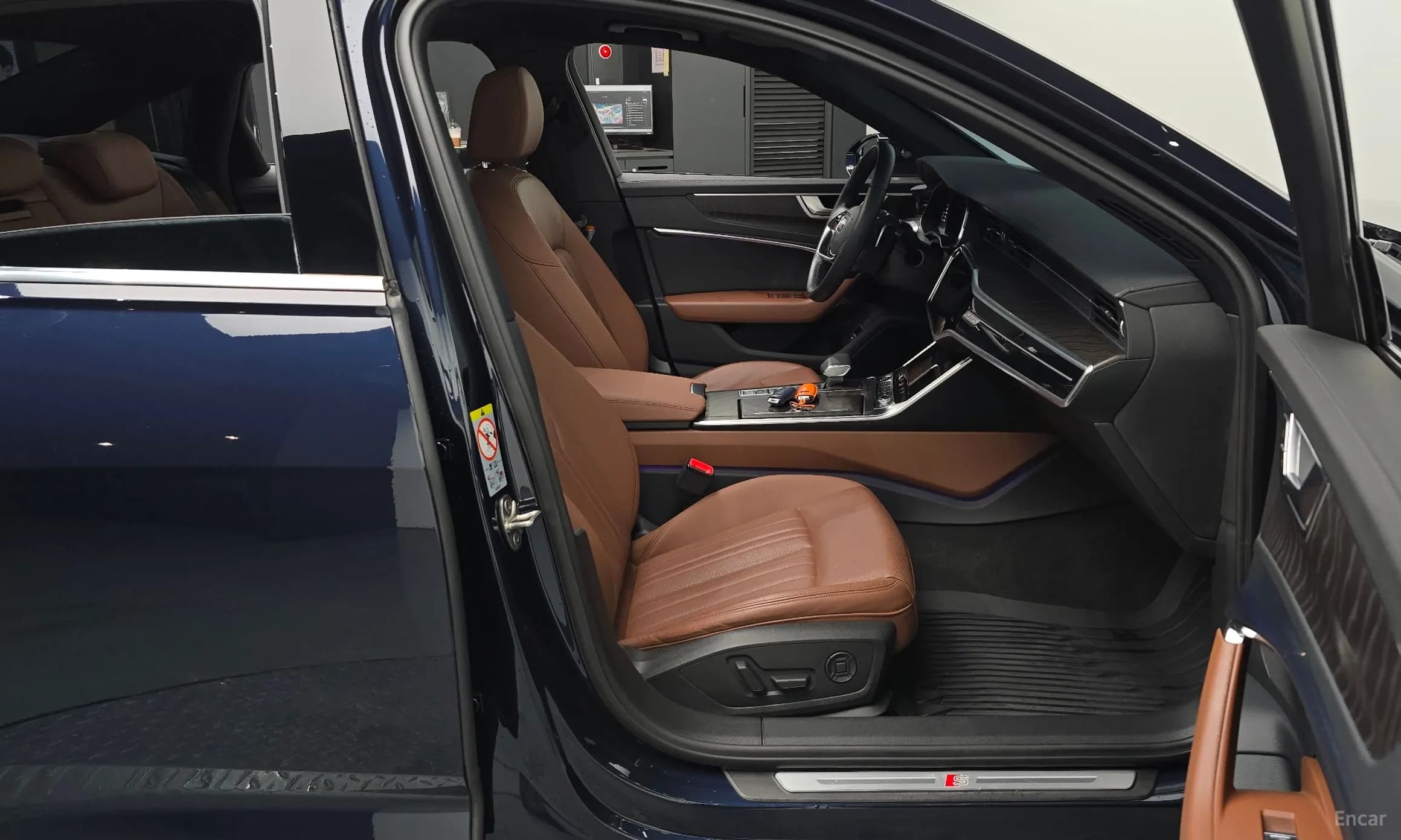 A6 (C8)