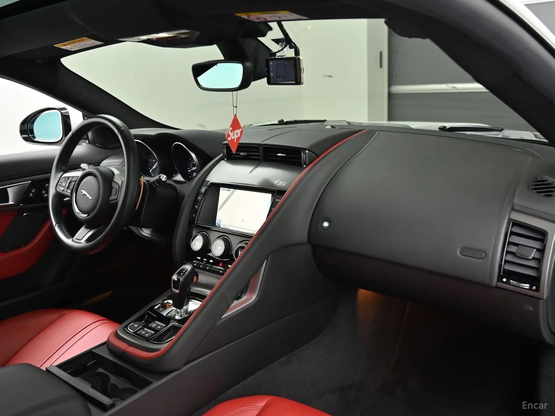 F-TYPE