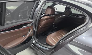 5 Series (G30)