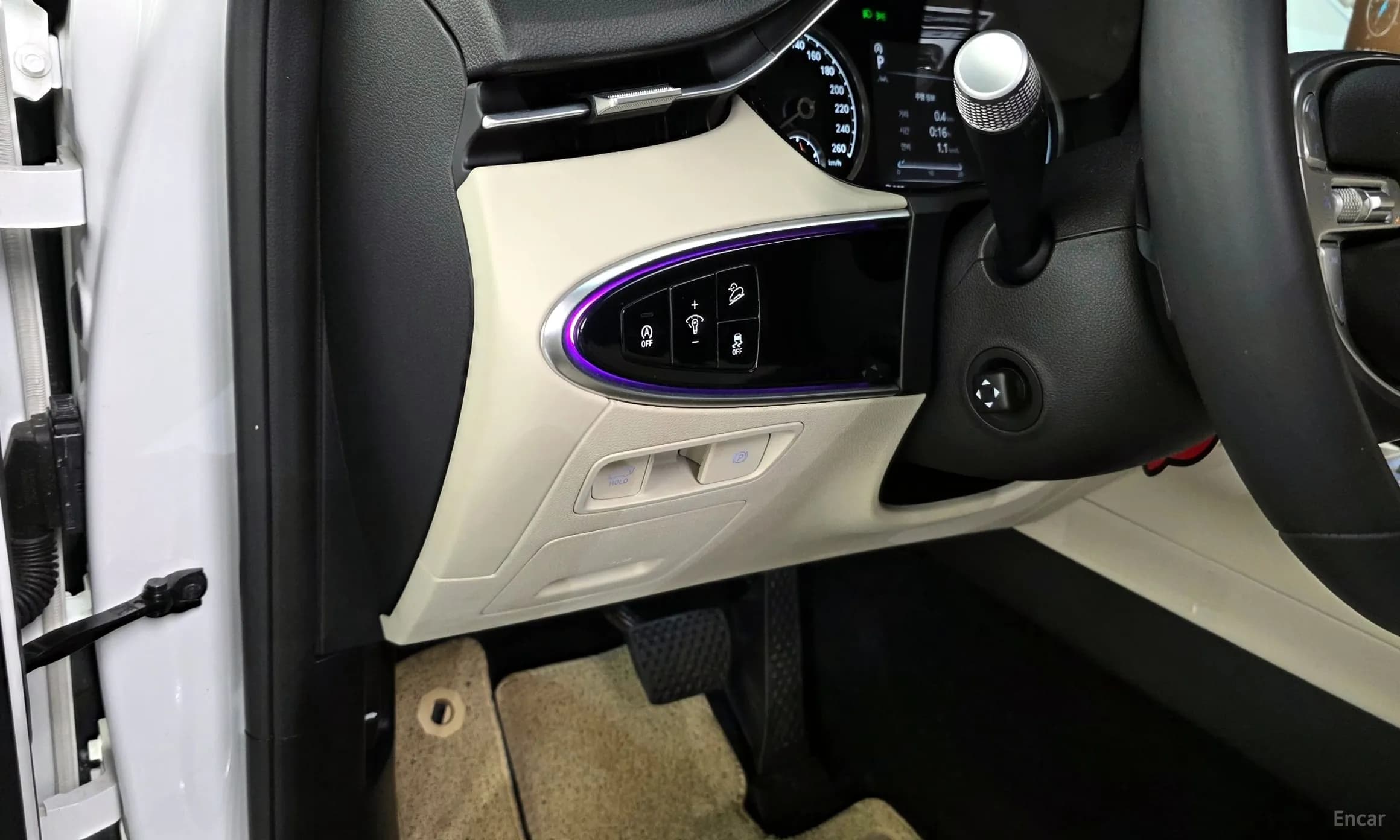 GV70