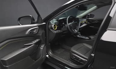 Trax Crossover