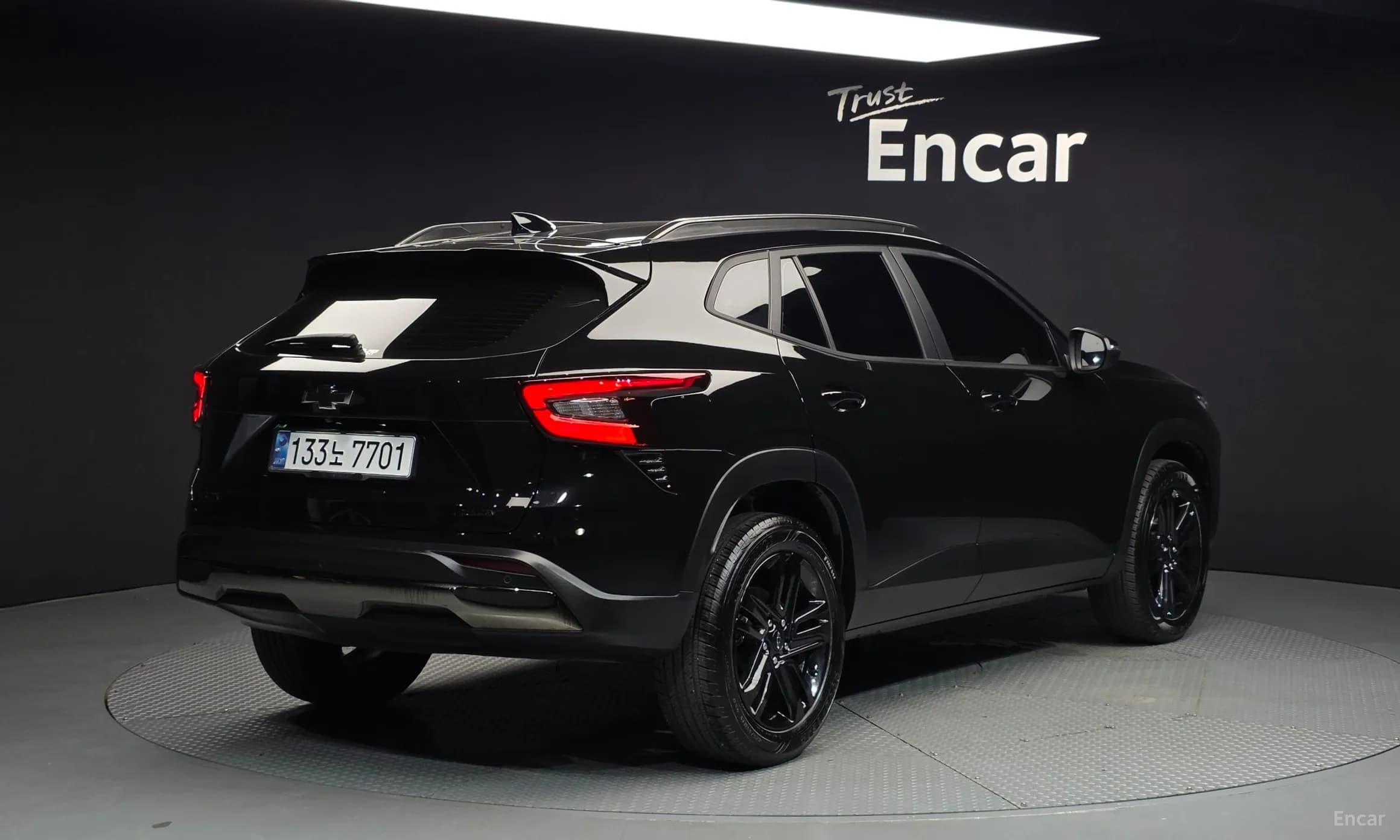 Trax Crossover