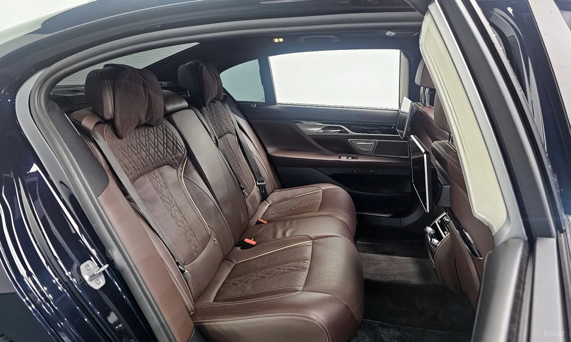 7 Series (G11)