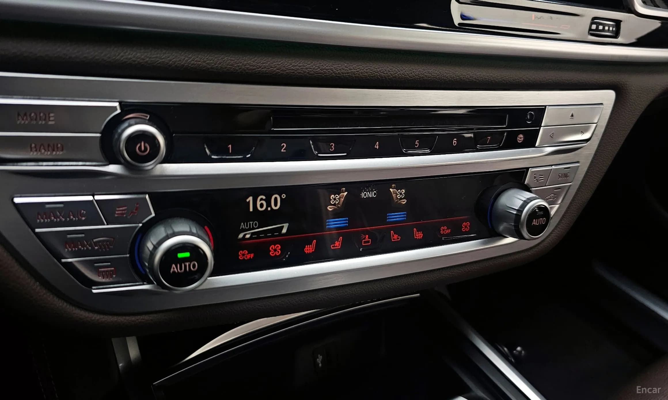 7 Series (G11)