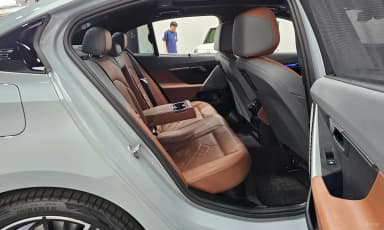 5 Series (G60)