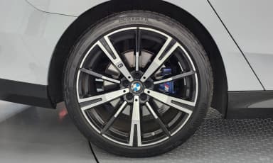 5 Series (G60)
