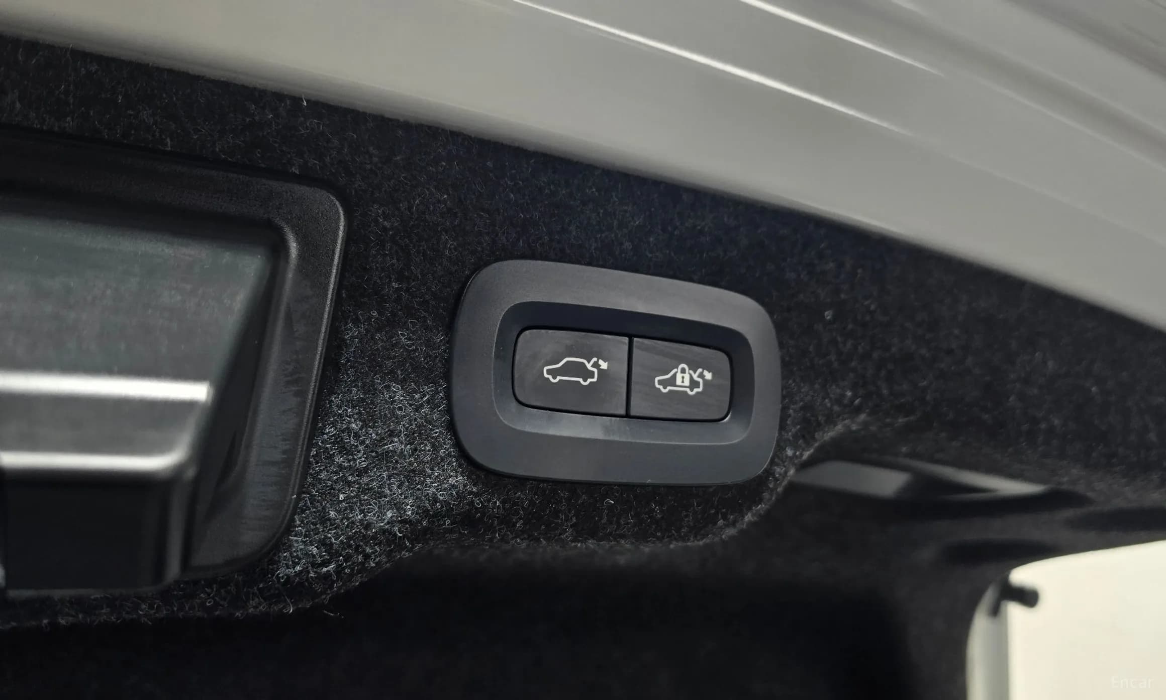 S90
