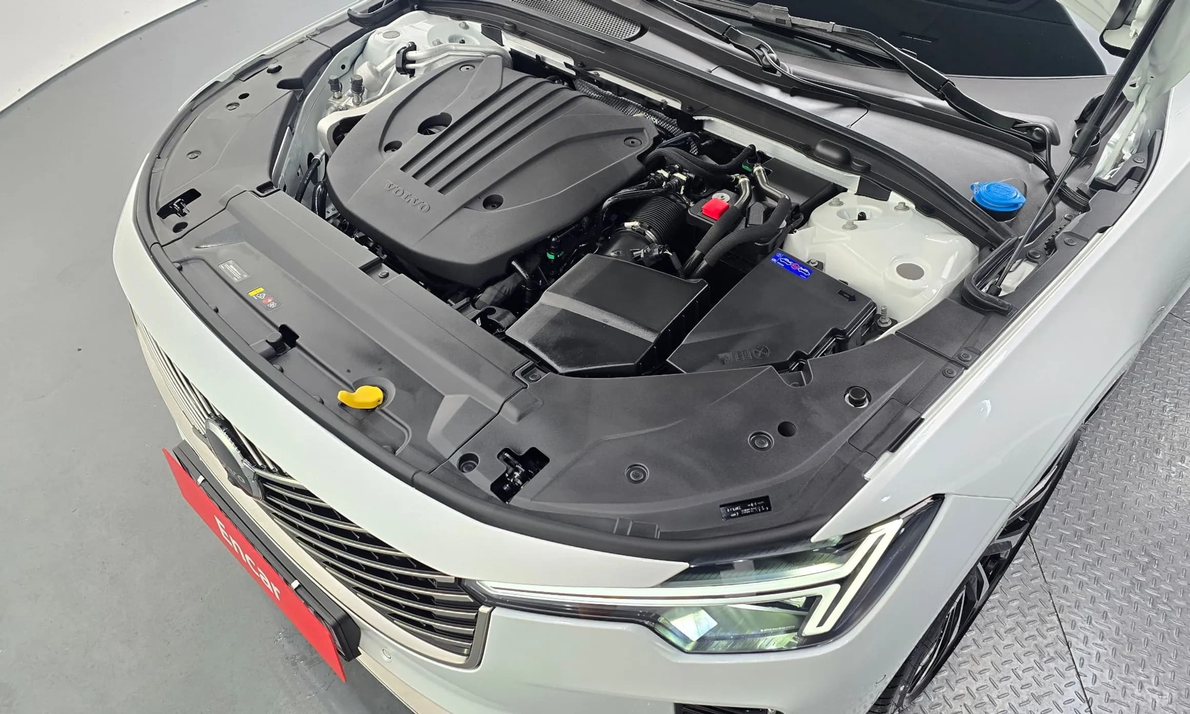 S90