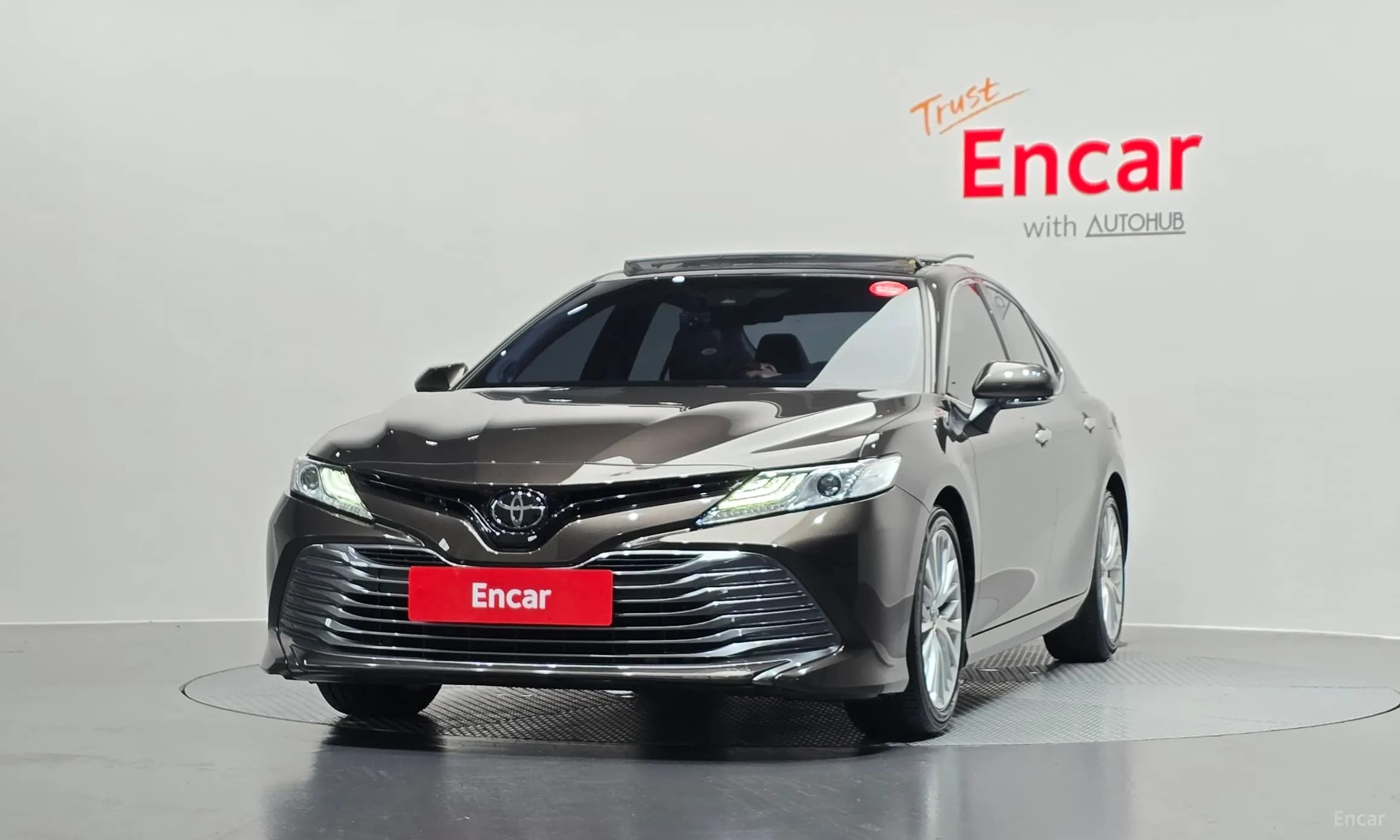 Camry (XV70)