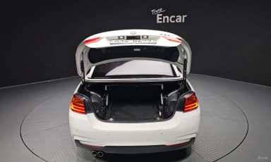 Series 4 (F32)