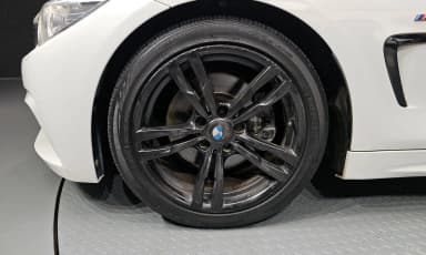 Series 4 (F32)