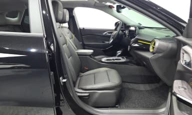Trax Crossover