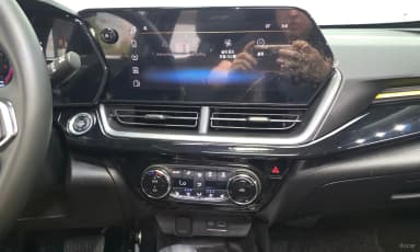 Trax Crossover