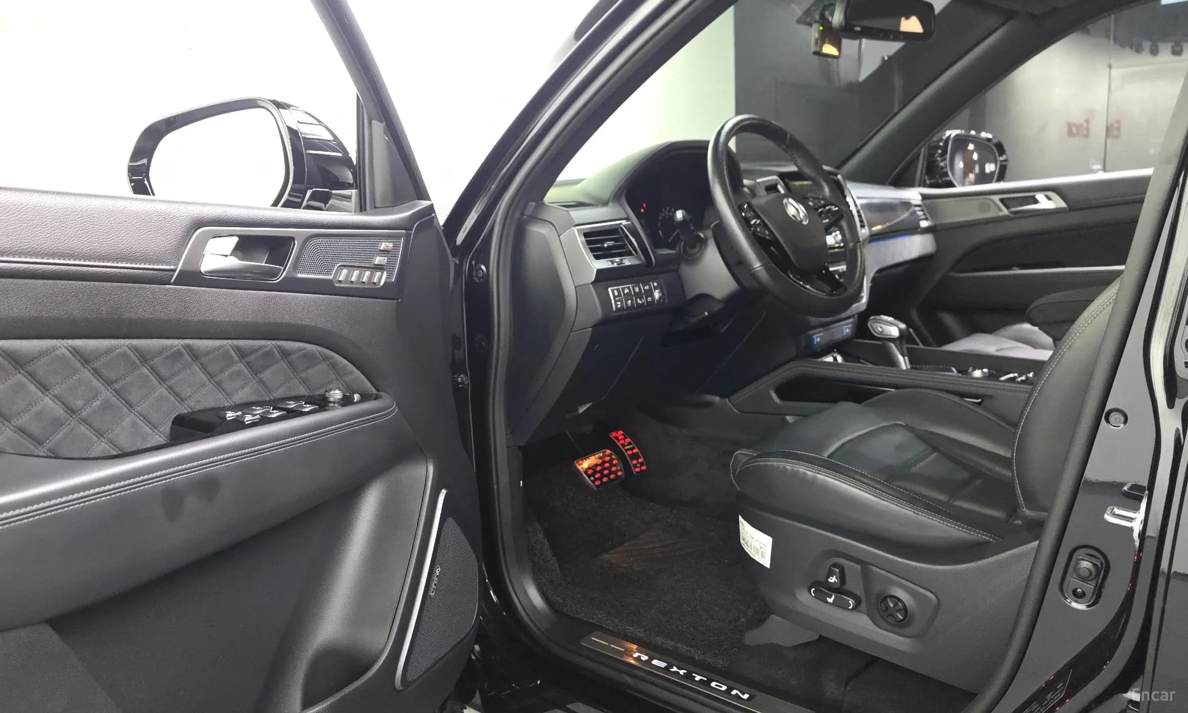 G4 Rexton