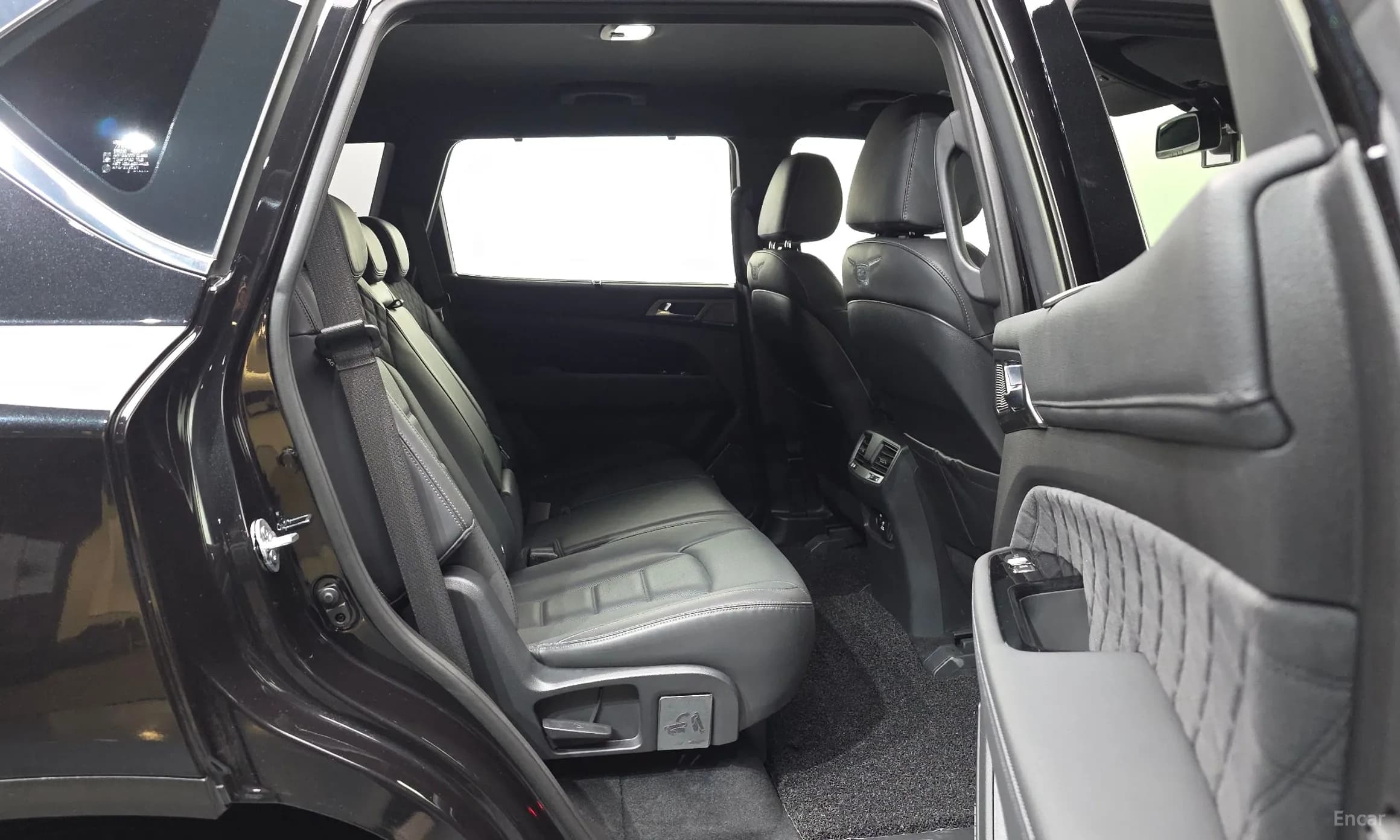 G4 Rexton