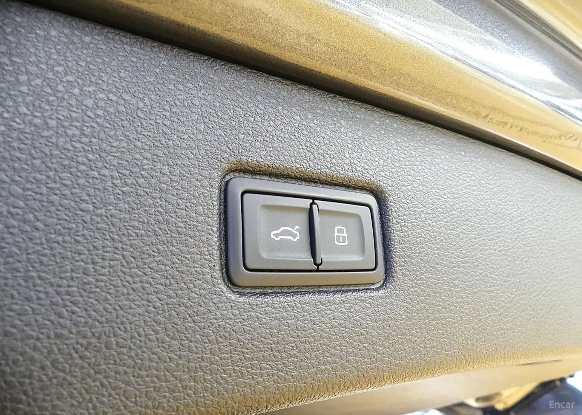 Q7 (4M)