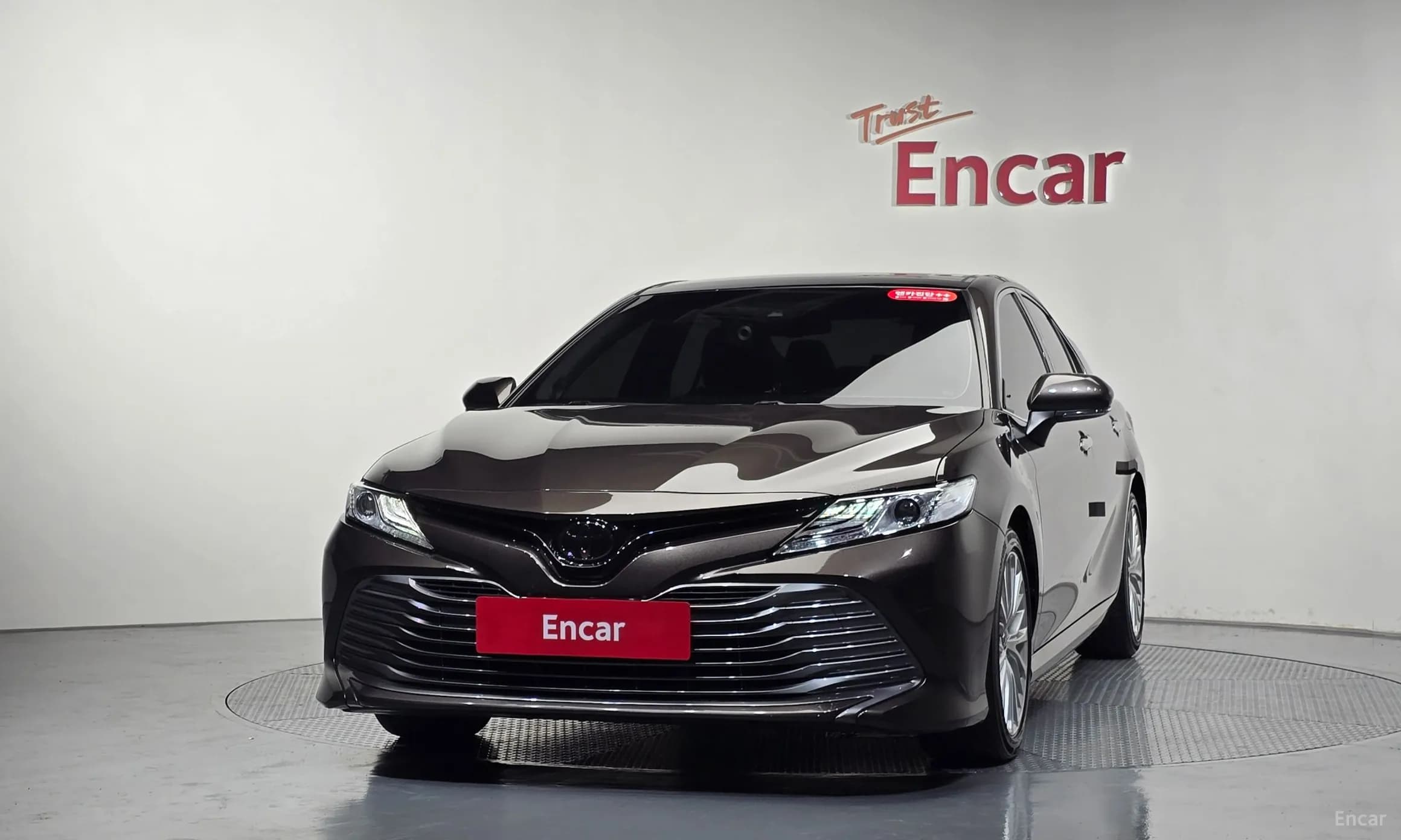 Camry (XV70)