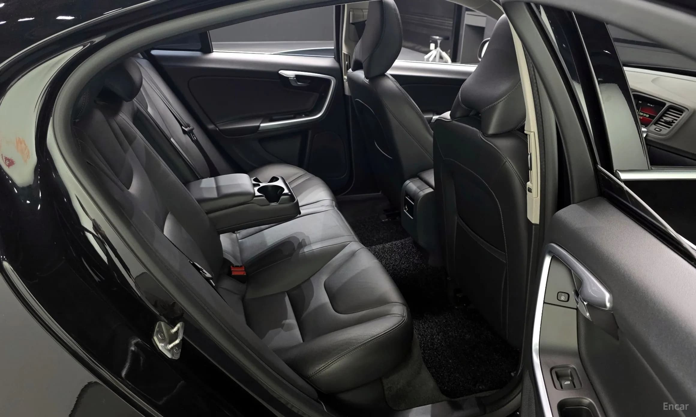 S60