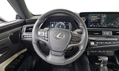 ES300h 7th Generation