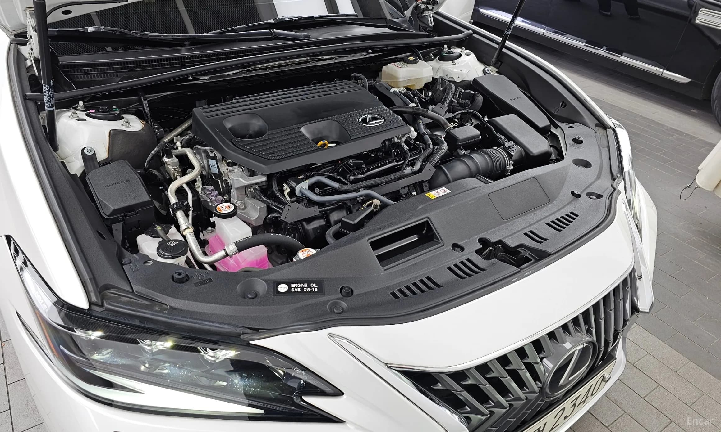 ES300h 7th Generation