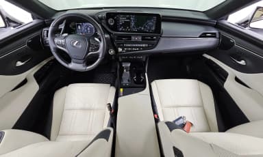 ES300h 7th Generation