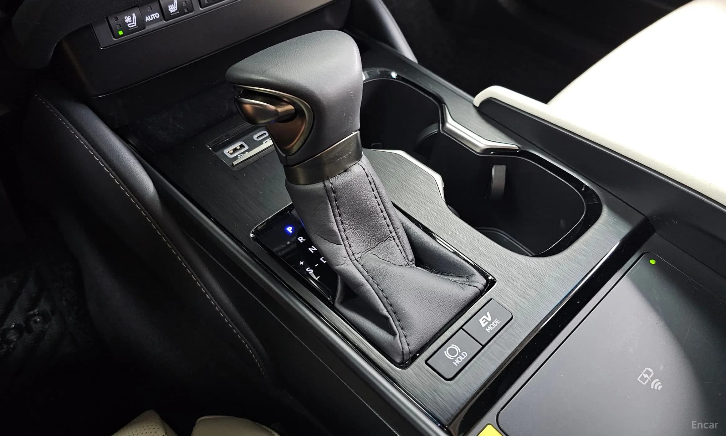 ES300h 7th Generation