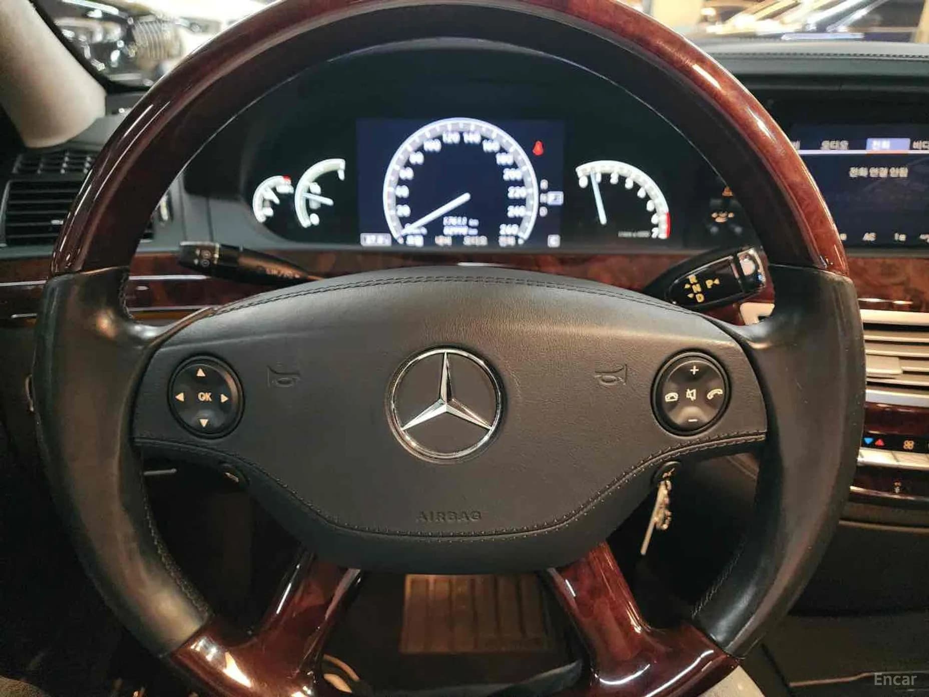 S-Class W221