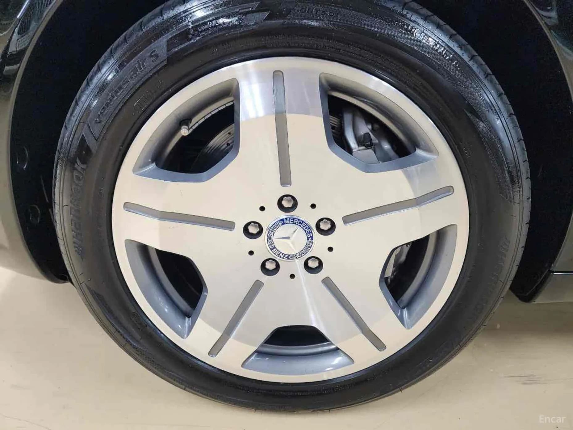 S-Class W221