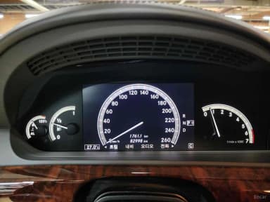 S-Class W221