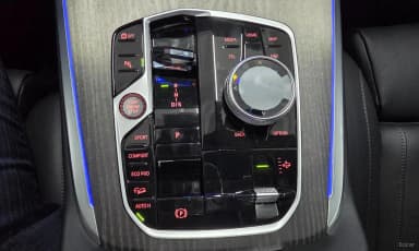 X7 (G07)