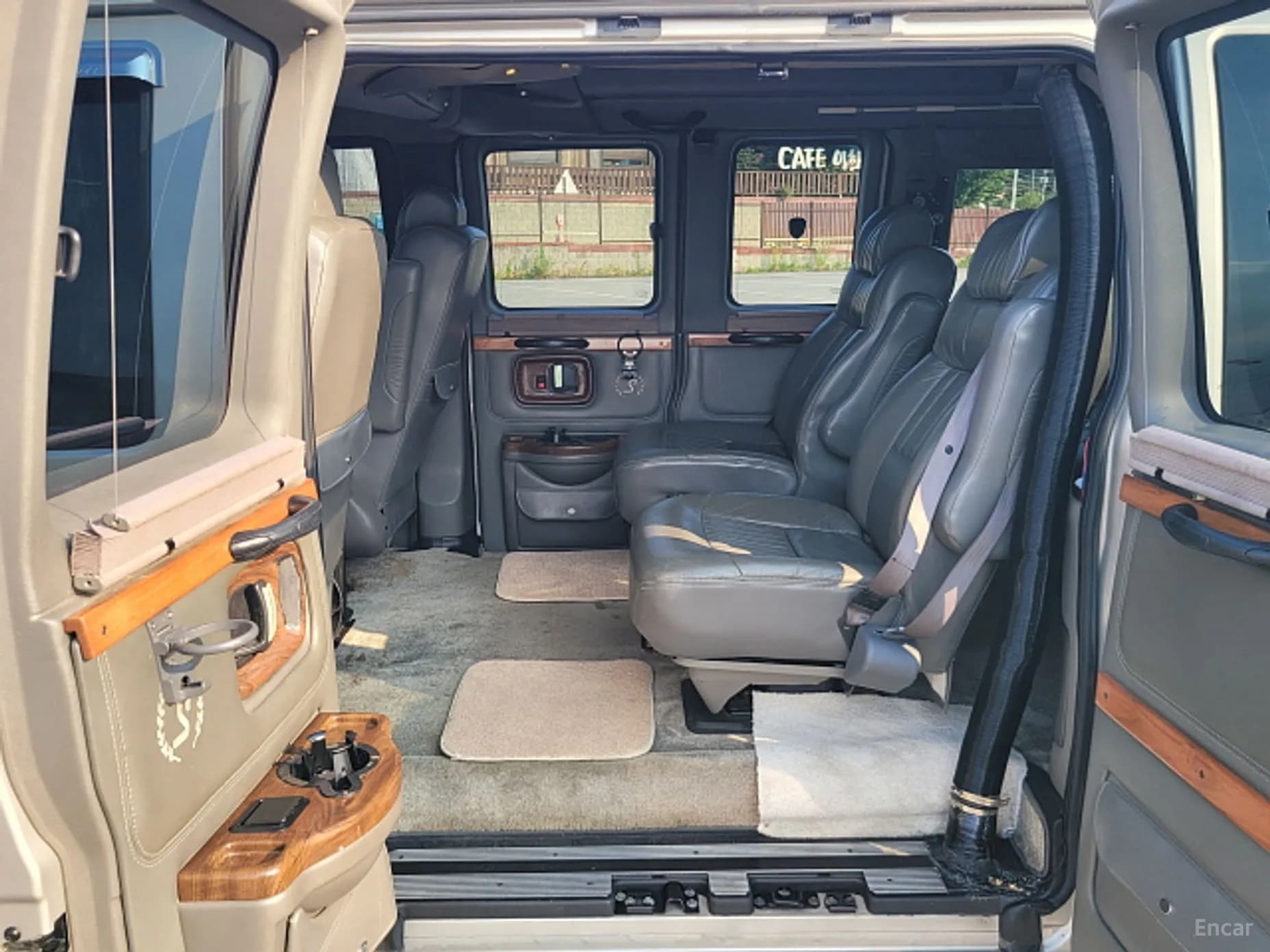 Express Van